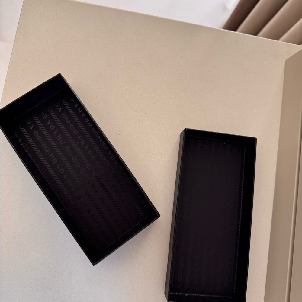 Prada Box - Picture 5 of 6